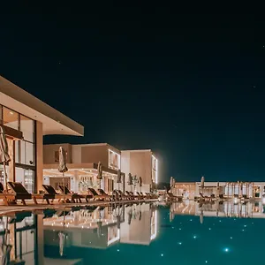 https://unique-blue-resort.rethymnohotels.net
