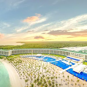 https://barcelo-maya-riviera.quintano-roohotels.com