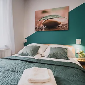 szent-mikls-apartman-keco.szeged-hotels.com/