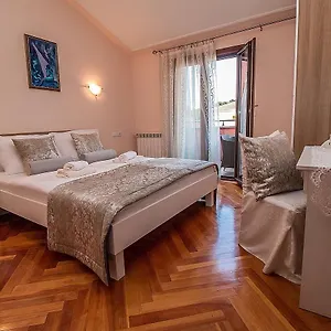 villa-rose-39.in-istria.net/